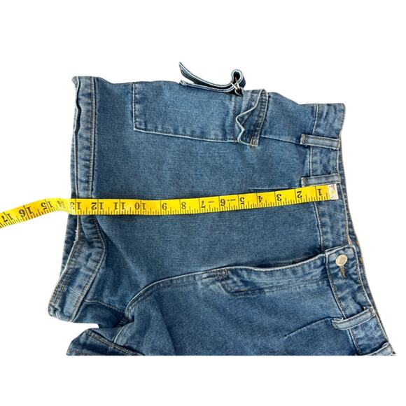 Cotton- cargo - short jean shorts- pockets- with unique closure-11 Y2K sixty six - Picture 5 of 9